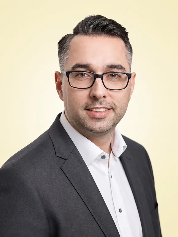 Peter Cmorej